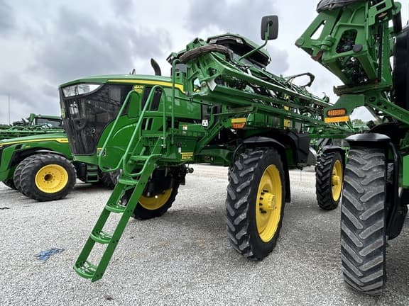 Image of John Deere 410R equipment image 1