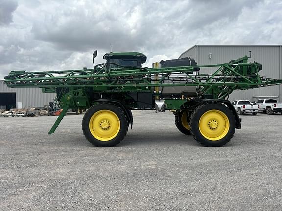 Image of John Deere 412R equipment image 2