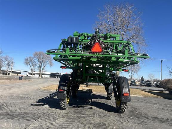 Image of John Deere 412R equipment image 3