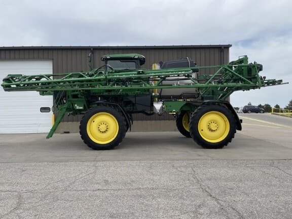 Image of John Deere 412R Primary image