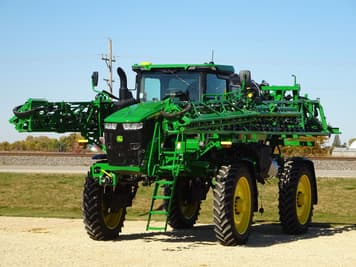 Main image John Deere 412R
