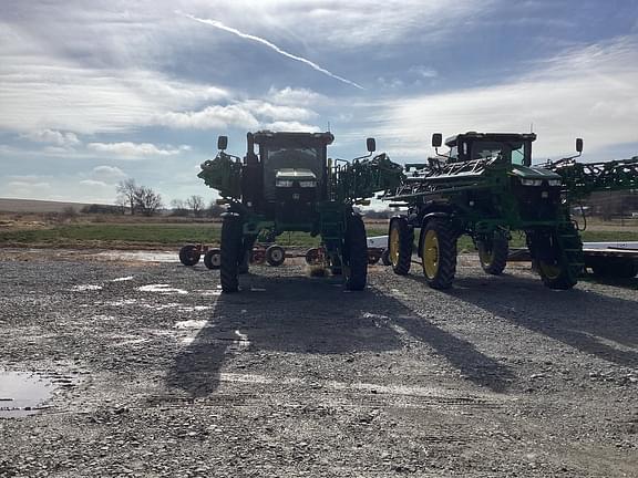 Image of John Deere 412R equipment image 2