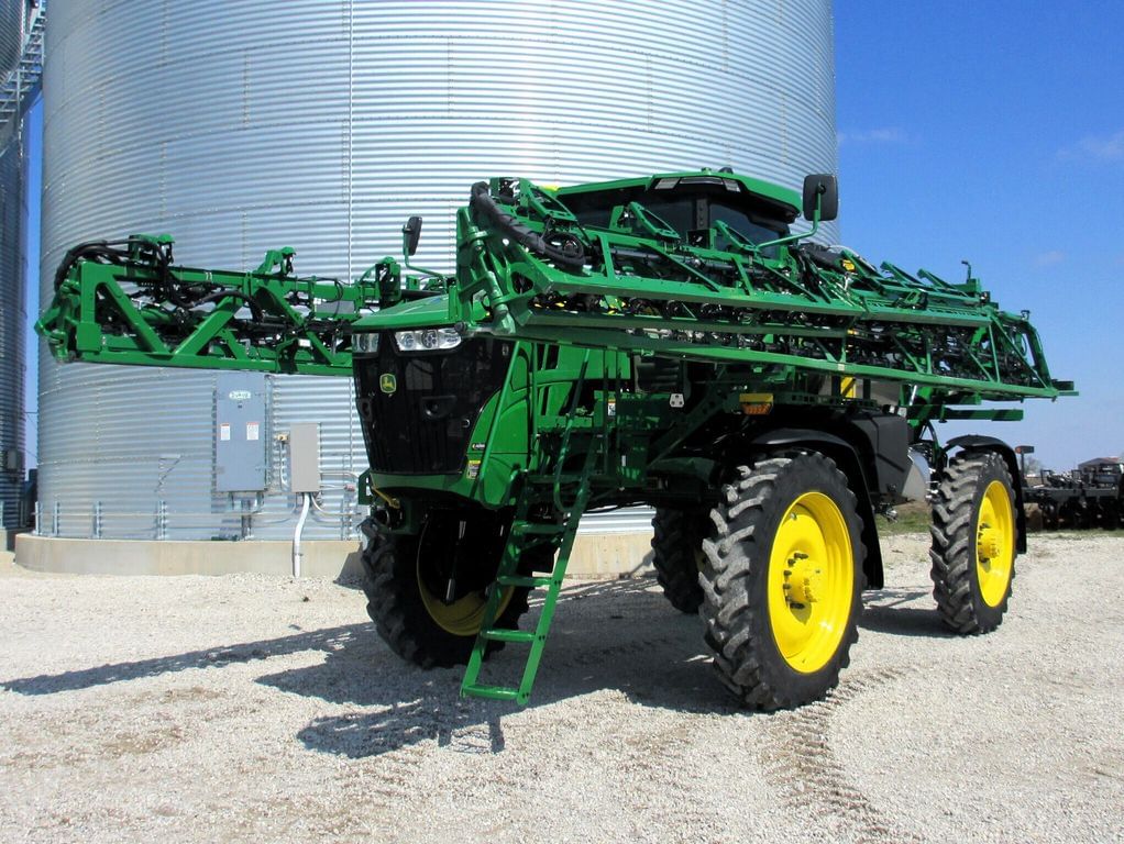 Main image John Deere 412R