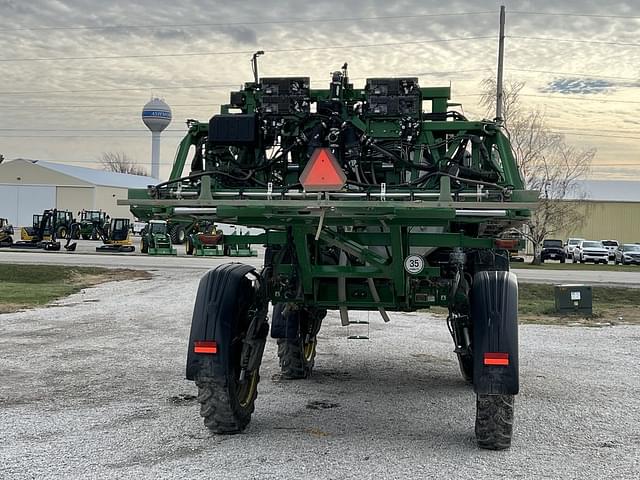 Image of John Deere 412R equipment image 4