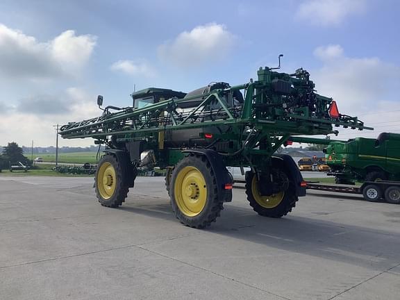 Image of John Deere 412R equipment image 2