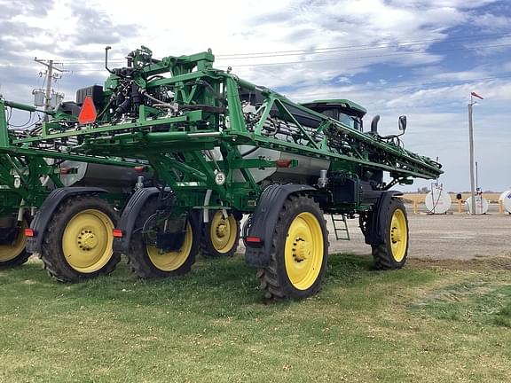 Image of John Deere 412R equipment image 1