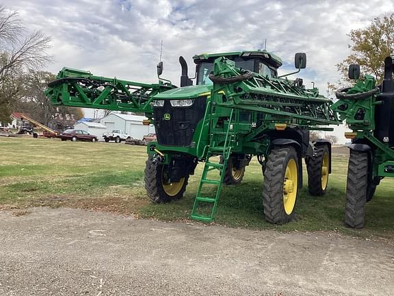 Image of John Deere 412R Primary image