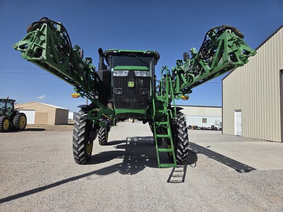 Image of John Deere 412R equipment image 2