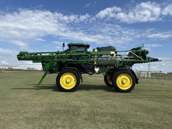 Main image John Deere 412R