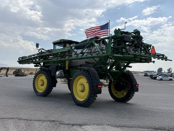 Image of John Deere 412R equipment image 2