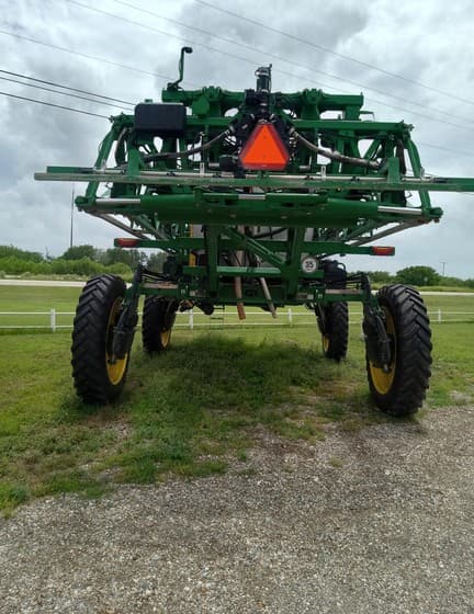 Image of John Deere 412R equipment image 3