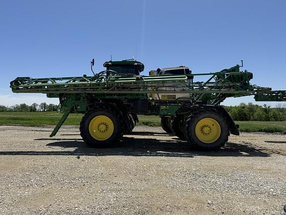 Image of John Deere 412R equipment image 3