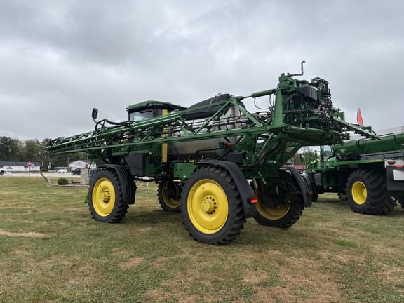 Image of John Deere 412R equipment image 1