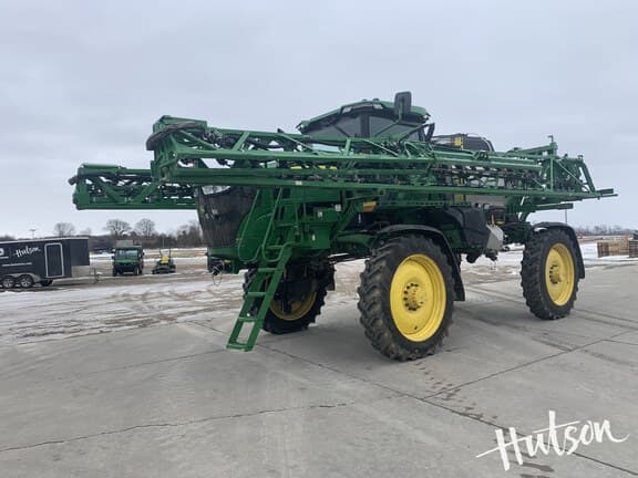 Image of John Deere 412R equipment image 3