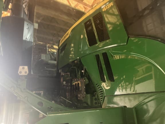 Image of John Deere 412R equipment image 4