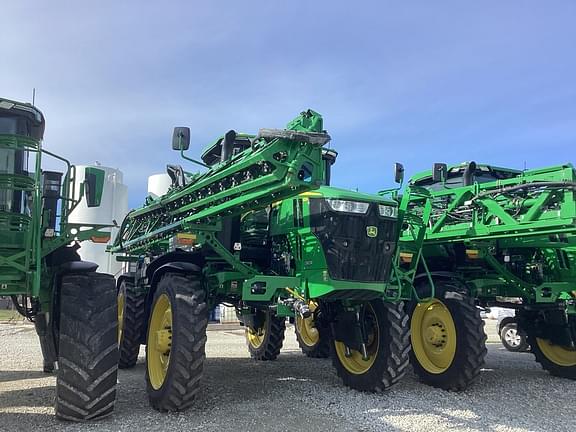 Image of John Deere 412R equipment image 1