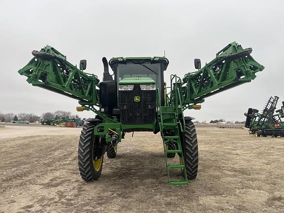 Image of John Deere 412R equipment image 1