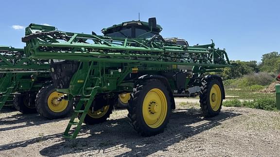 Image of John Deere 412R equipment image 1
