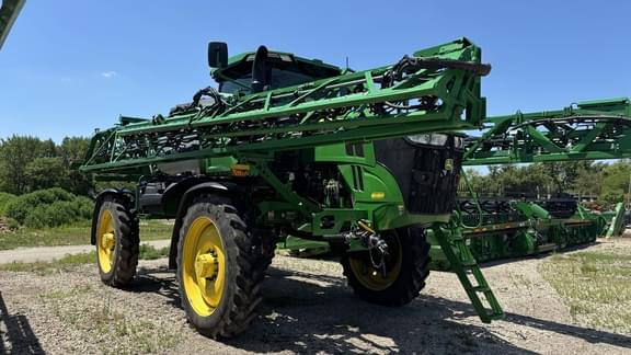 Image of John Deere 412R Primary image