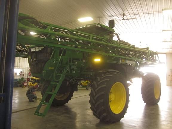 Image of John Deere 412R Primary image