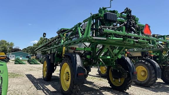 Image of John Deere 412R equipment image 3