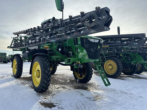Image of John Deere 412R equipment image 4