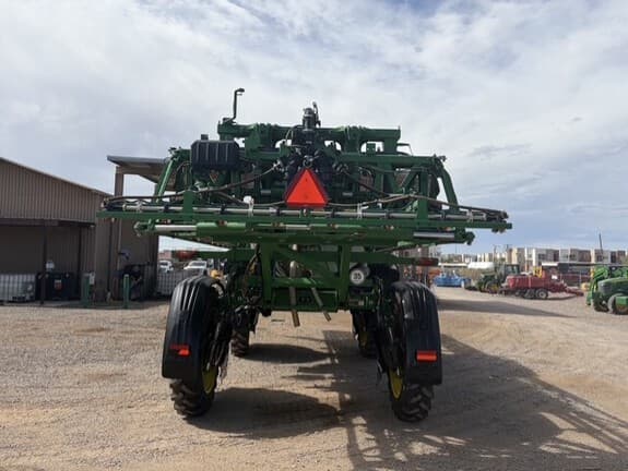 Image of John Deere 412R equipment image 3