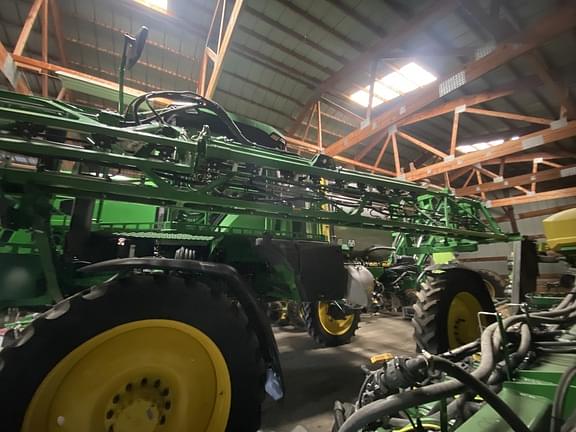 Image of John Deere 412R equipment image 4
