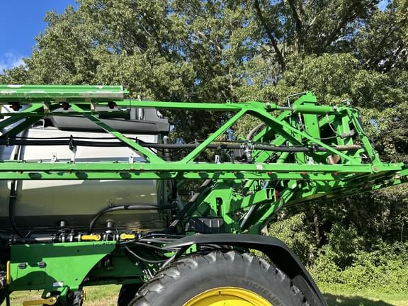 Image of John Deere 412R equipment image 2