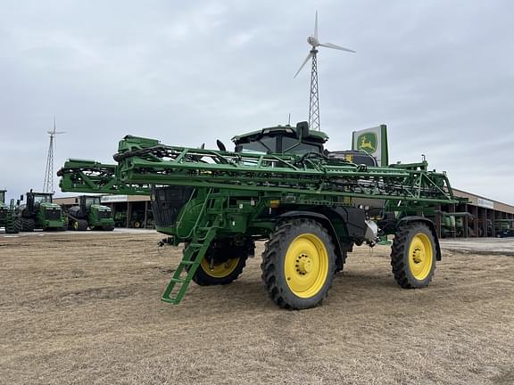 Image of John Deere 412R equipment image 1