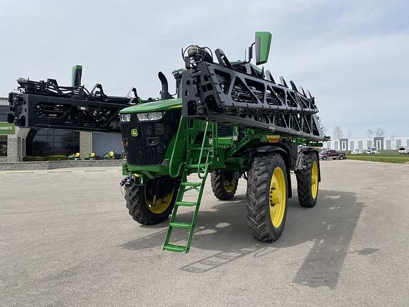 Image of John Deere 412R equipment image 1