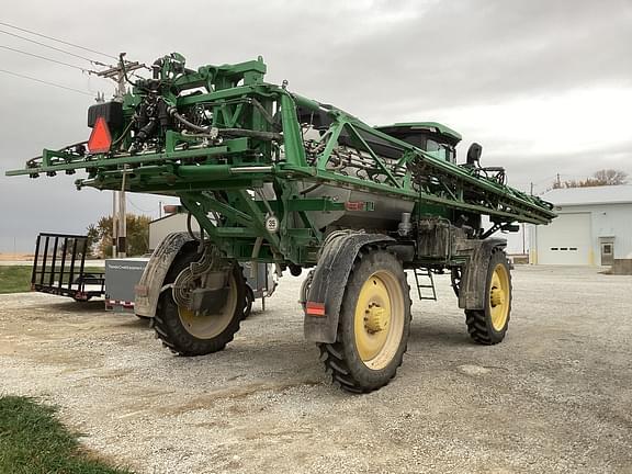 Image of John Deere 412R equipment image 2