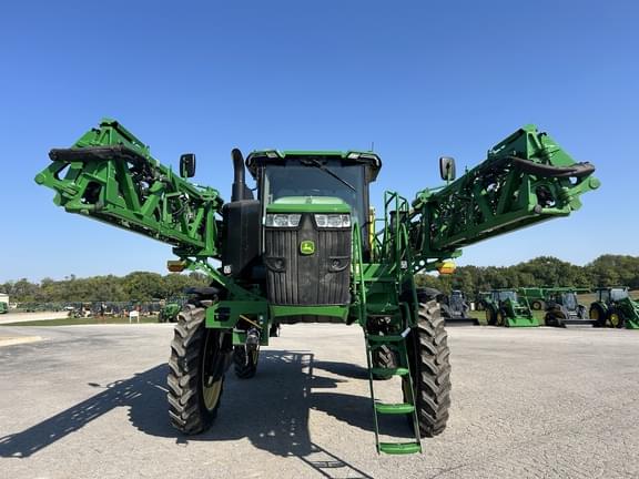Image of John Deere 412R equipment image 2