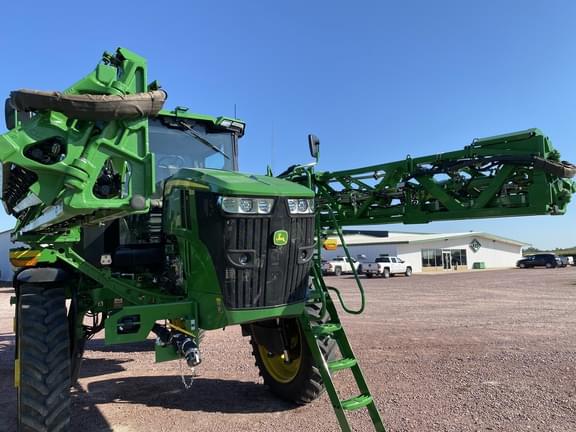 Image of John Deere 412R equipment image 2
