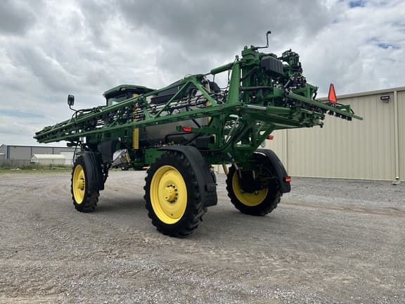 Image of John Deere 412R equipment image 2