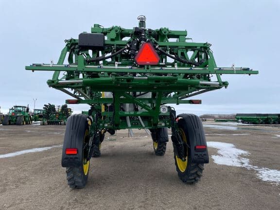 Image of John Deere 412R equipment image 3