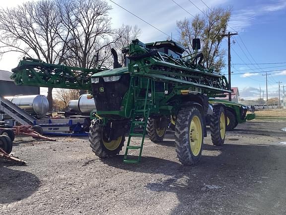 Image of John Deere 412R equipment image 1