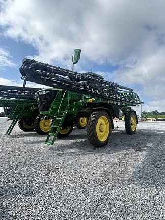 Image of John Deere 412R equipment image 1