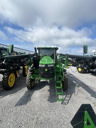 Image of John Deere 412R equipment image 1