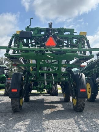 Image of John Deere 412R equipment image 3