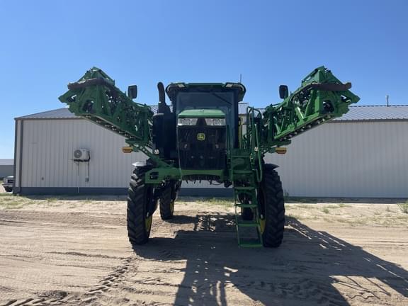 Image of John Deere 412R equipment image 1