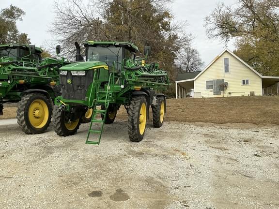Image of John Deere 412R equipment image 1
