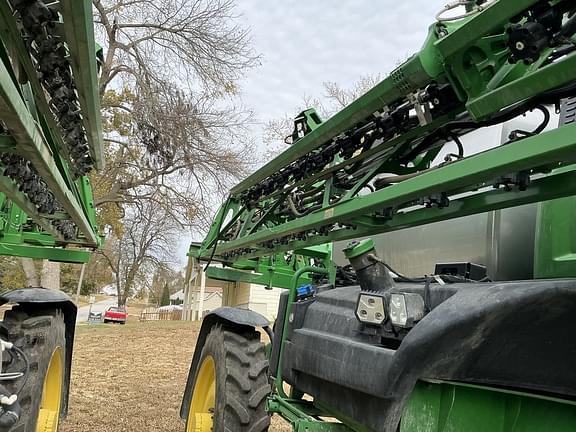 Image of John Deere 412R equipment image 4