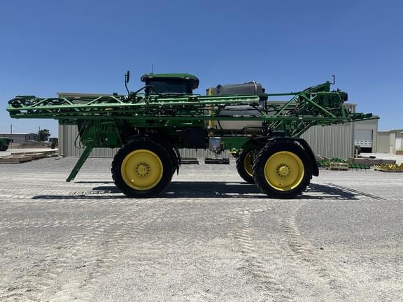 Image of John Deere 412R equipment image 1