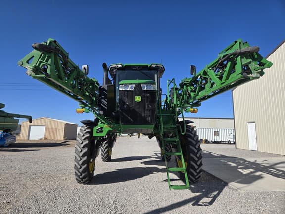 Image of John Deere 412R equipment image 2