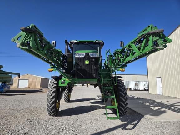 Image of John Deere 412R equipment image 2