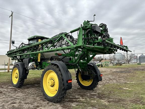 Image of John Deere 412R equipment image 4