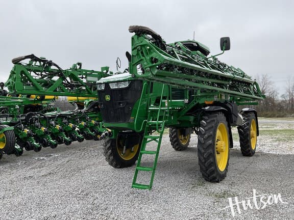 Image of John Deere 412R equipment image 1