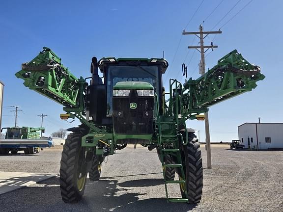 Image of John Deere 412R equipment image 2