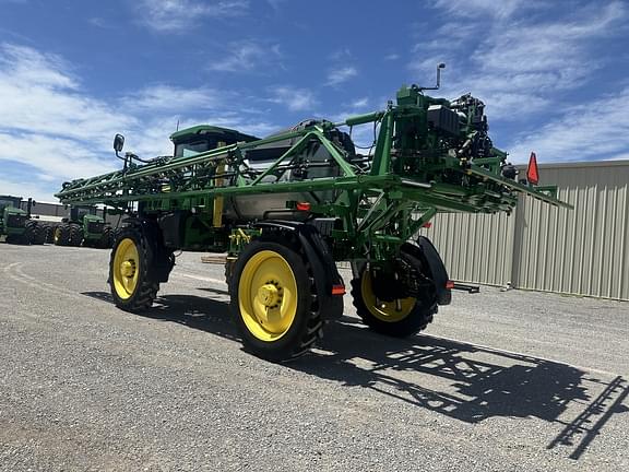 Image of John Deere 412R equipment image 2